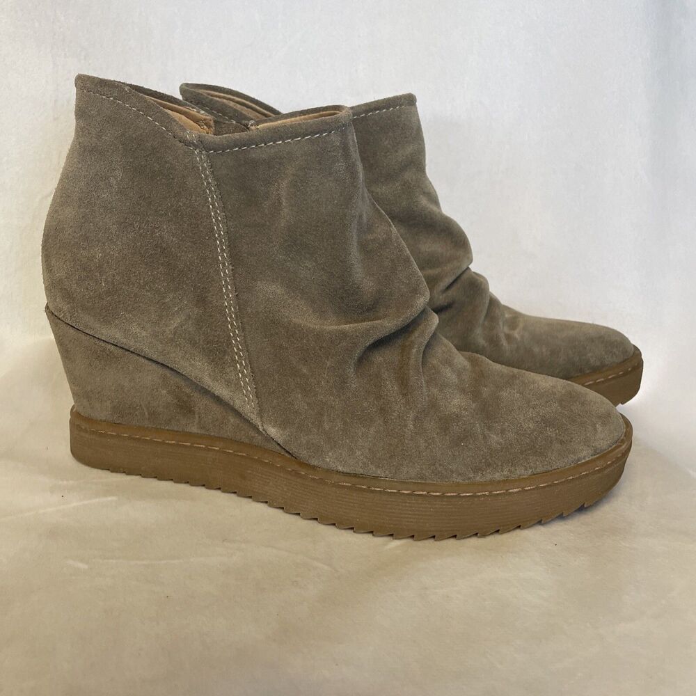 Sofft Womens Ankle Boots Aqua Ruched Tan Beige Suede Wedge Heel Size 8M